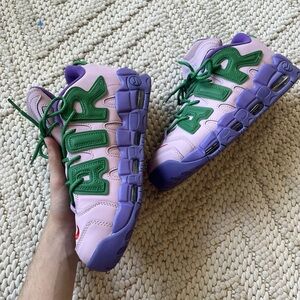 Nike x Ambush Air More Low Uptempo Men’s Sneaker Lilac Purple/Apple Green